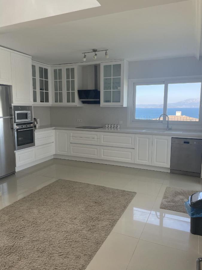 Luxury Villa With Amazing View, Çeşme Exterior photo