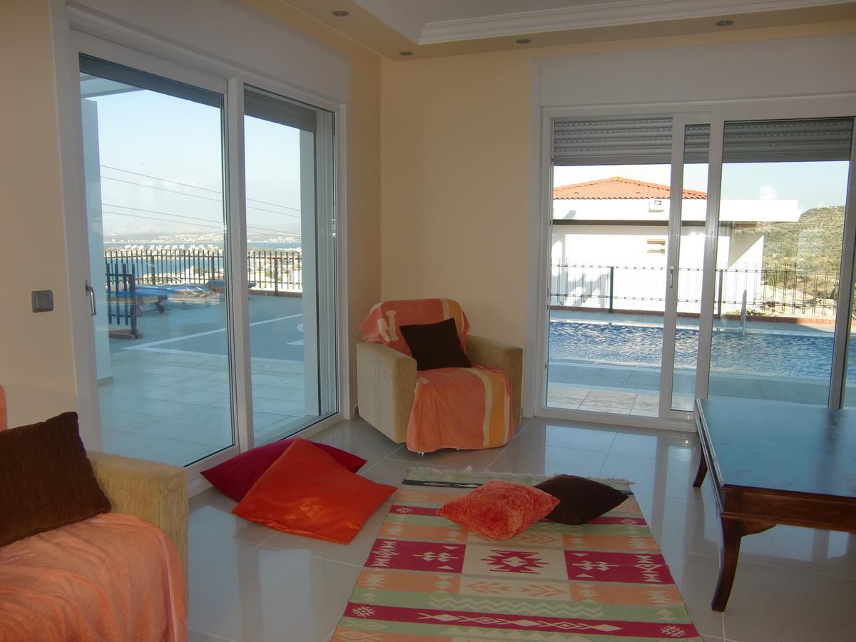 Luxury Villa With Amazing View, Çeşme Exterior photo