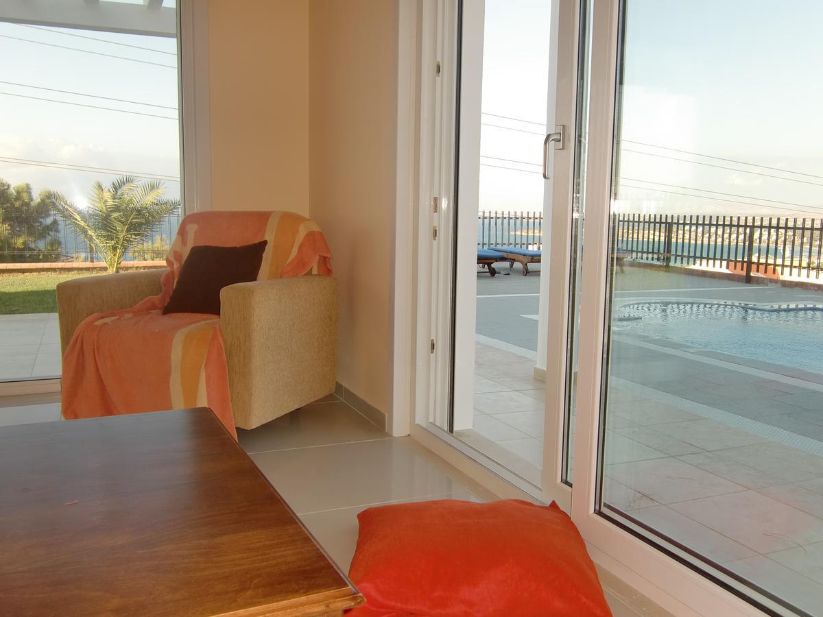 Luxury Villa With Amazing View, Çeşme Exterior photo